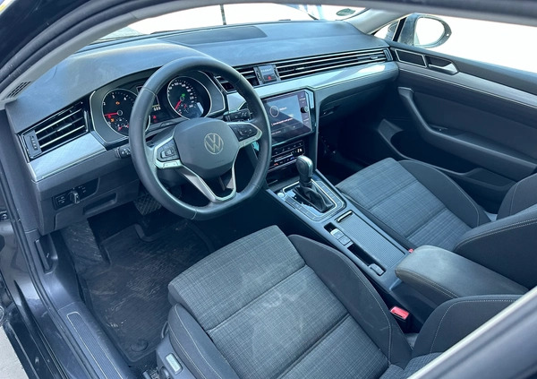 Volkswagen Passat cena 58900 przebieg: 144500, rok produkcji 2022 z Wolsztyn małe 79
